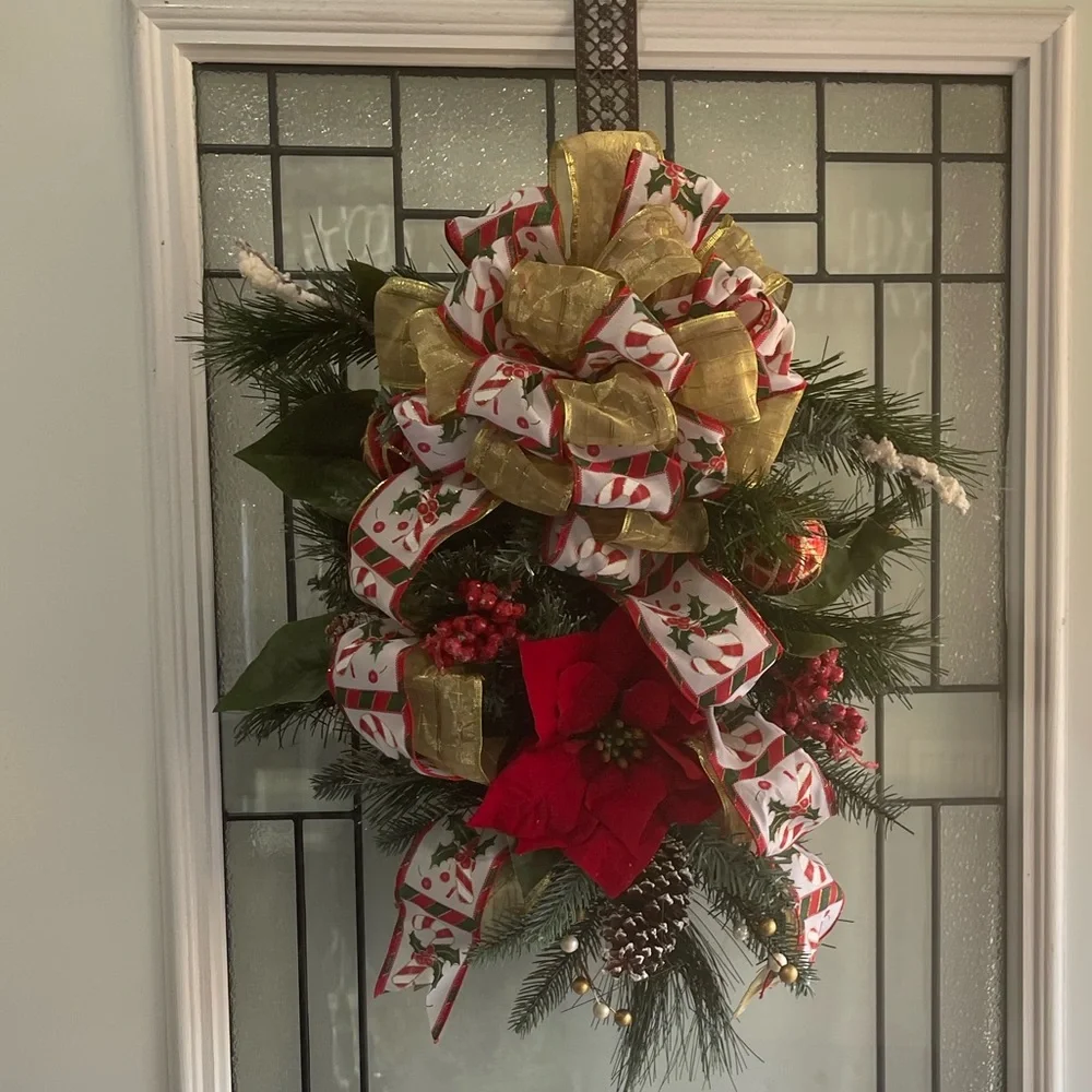 ***NWT Poinsettia Swag Holiday Christmas Front Door Decor